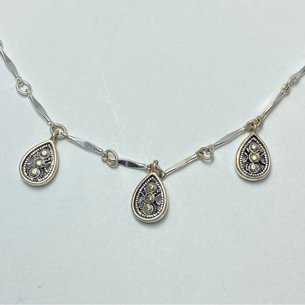 Crown Trifari Silver Tone Marcasite Tear Drop Filigree Station Chain Necklace - Picture 5 of 9